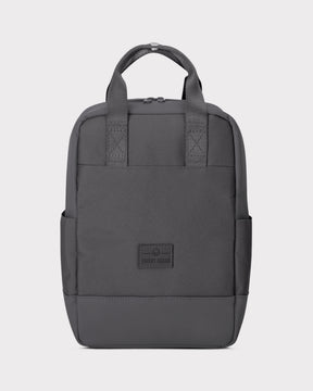 Dunkelgrauer kleiner Rucksack 'Jona Small' von Johnny Urban mit kurzen Tragegriffen und Fronttasche