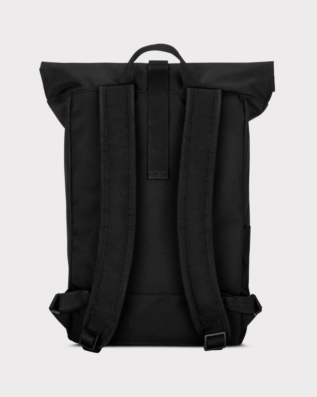 Schwarzer Rolltop Rucksack Robin Medium mit gepolsterten Schultergurten und Haltegriff