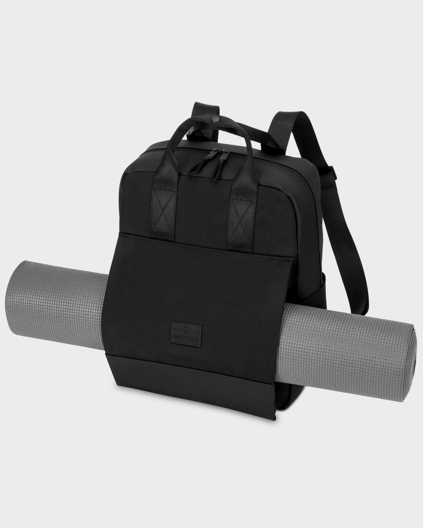 Schwarzer Jona Large Rucksack mit Halterung für eine graue Yogamatte vorne